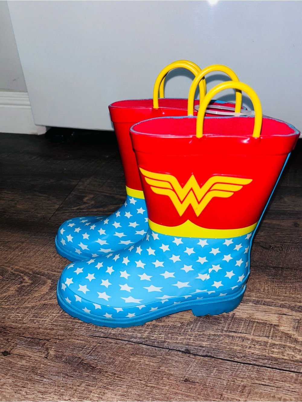 DC Comics Girls' Wonder Woman rain boots